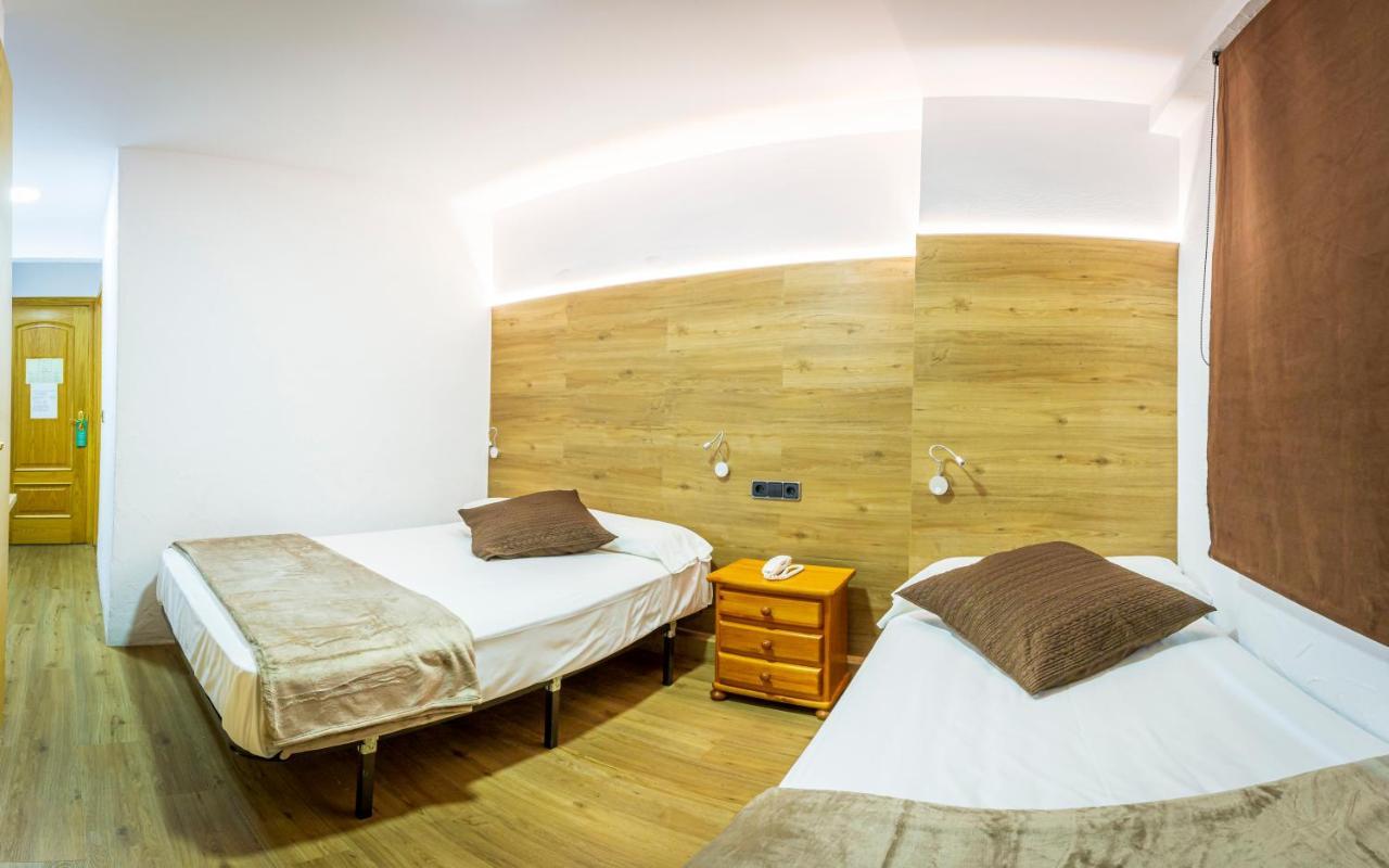 Hotel Les Neus パス・デ・ラ・カサ エクステリア 写真